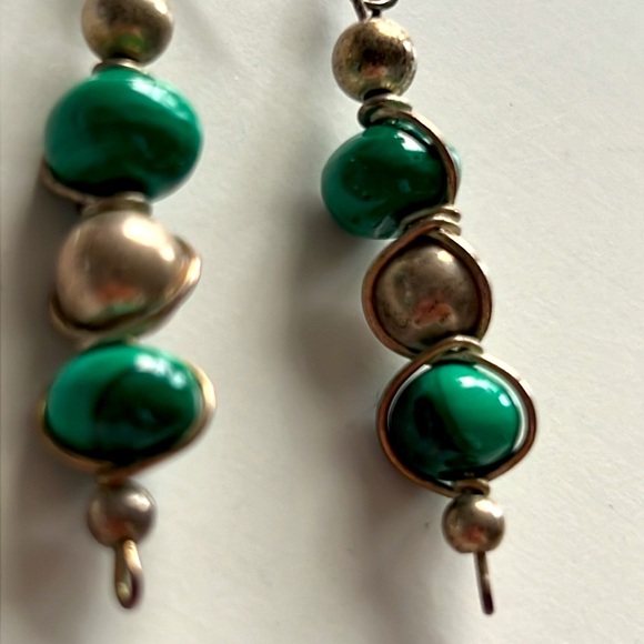 Malachite Vintage Earrings - Picture 4 of 4